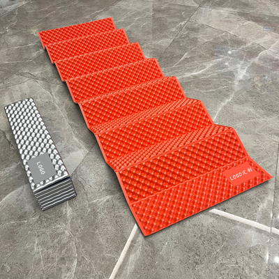 Tapete de cama de acampamento de alta qualidade Eco-friendly Lightweight PE Folding Foam Mat Anti-sujo à prova de umidade