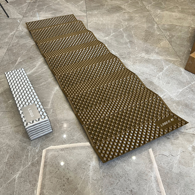 Tapete de cama de acampamento de alta qualidade Eco-friendly Lightweight PE Folding Foam Mat Anti-sujo à prova de umidade