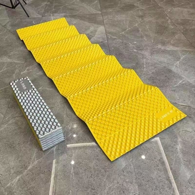 Tapete de cama de acampamento de alta qualidade Eco-friendly Lightweight PE Folding Foam Mat Anti-sujo à prova de umidade