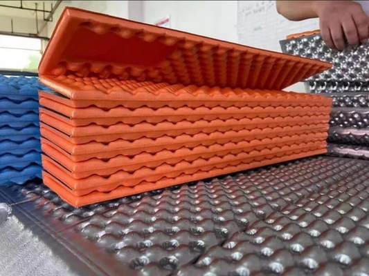 Compra a granel de almofada de colchão de colchão de espuma IXPE para caminhadas de campismo picnic