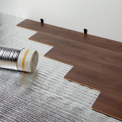 1 mm de espuma de polietileno Ldpe expandida de ligação cruzada reciclada 10-15m de espuma de poliolefina acústica de subposição Ixpe