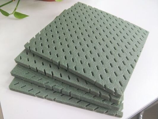 Almofada de Espuma XPE para Parques Infantis e Paisagismo com Grama Artificial Material Ecológico Multicores Opcional