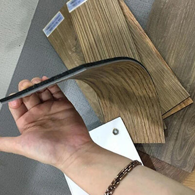 Almofada de almofada de piso com barreira de umidade e amortecimento de som IXPE, ideal para pisos de PVC SPC em apartamentos modernos, hotéis e hospitais